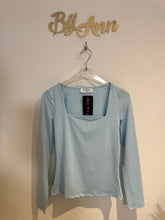 Top "By Swan Annie"  Licht Blauw